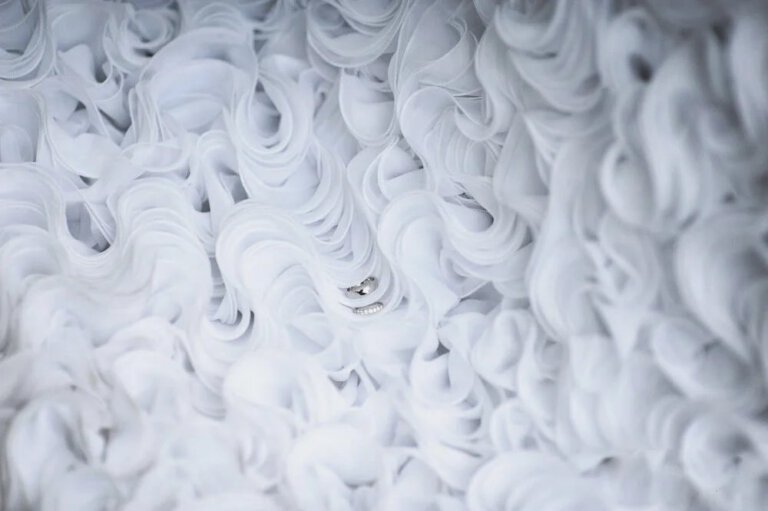 Hochzeit im Palmengarten Frankfurt mit Rosenblüten