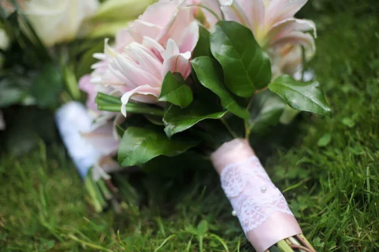 Brautpaar lächelnd Palmengarten Frankfurt